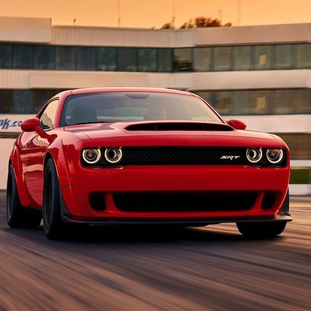 Dodge Challenger Хелкат
