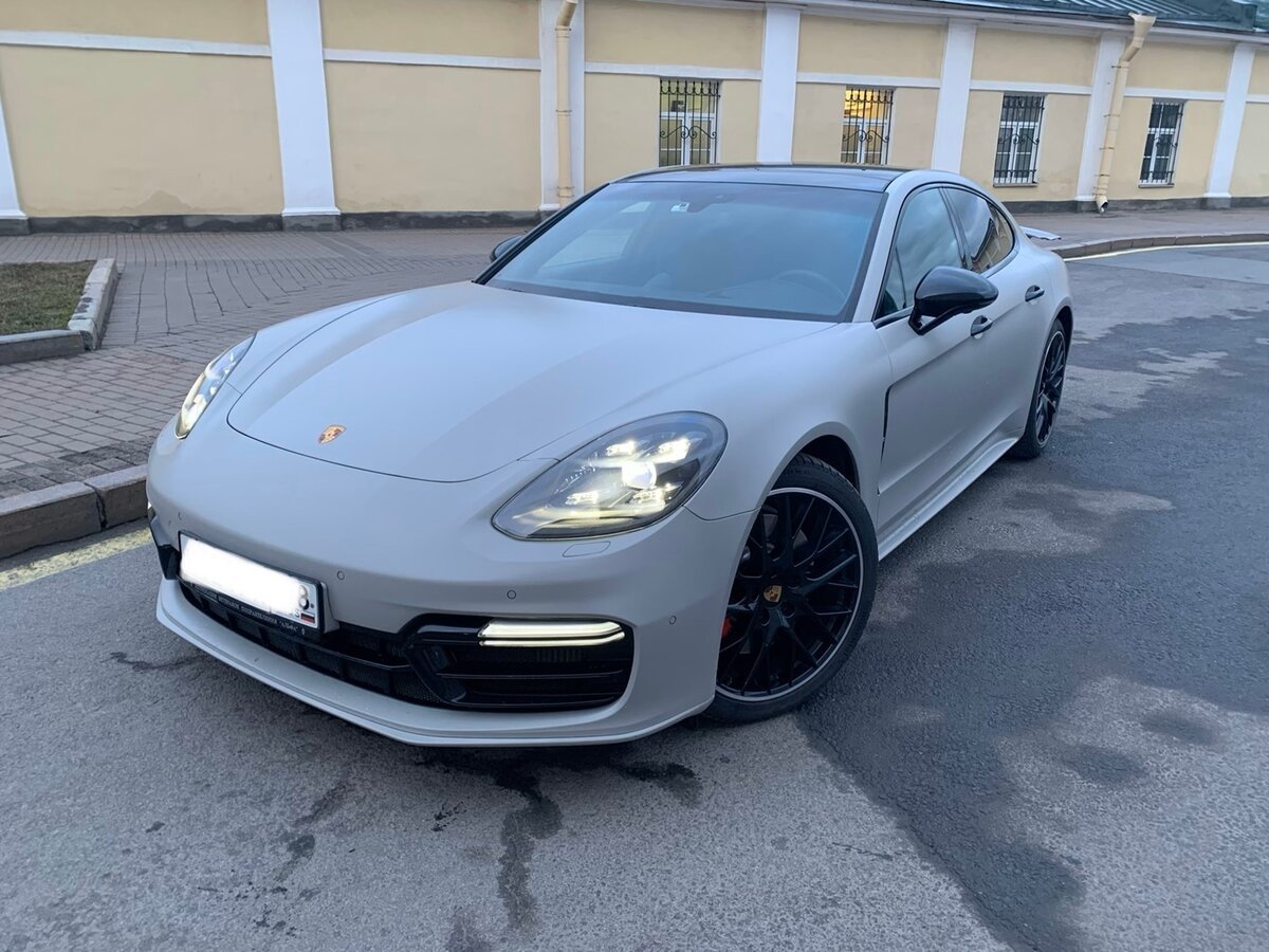 Porsche Panamera GTS II