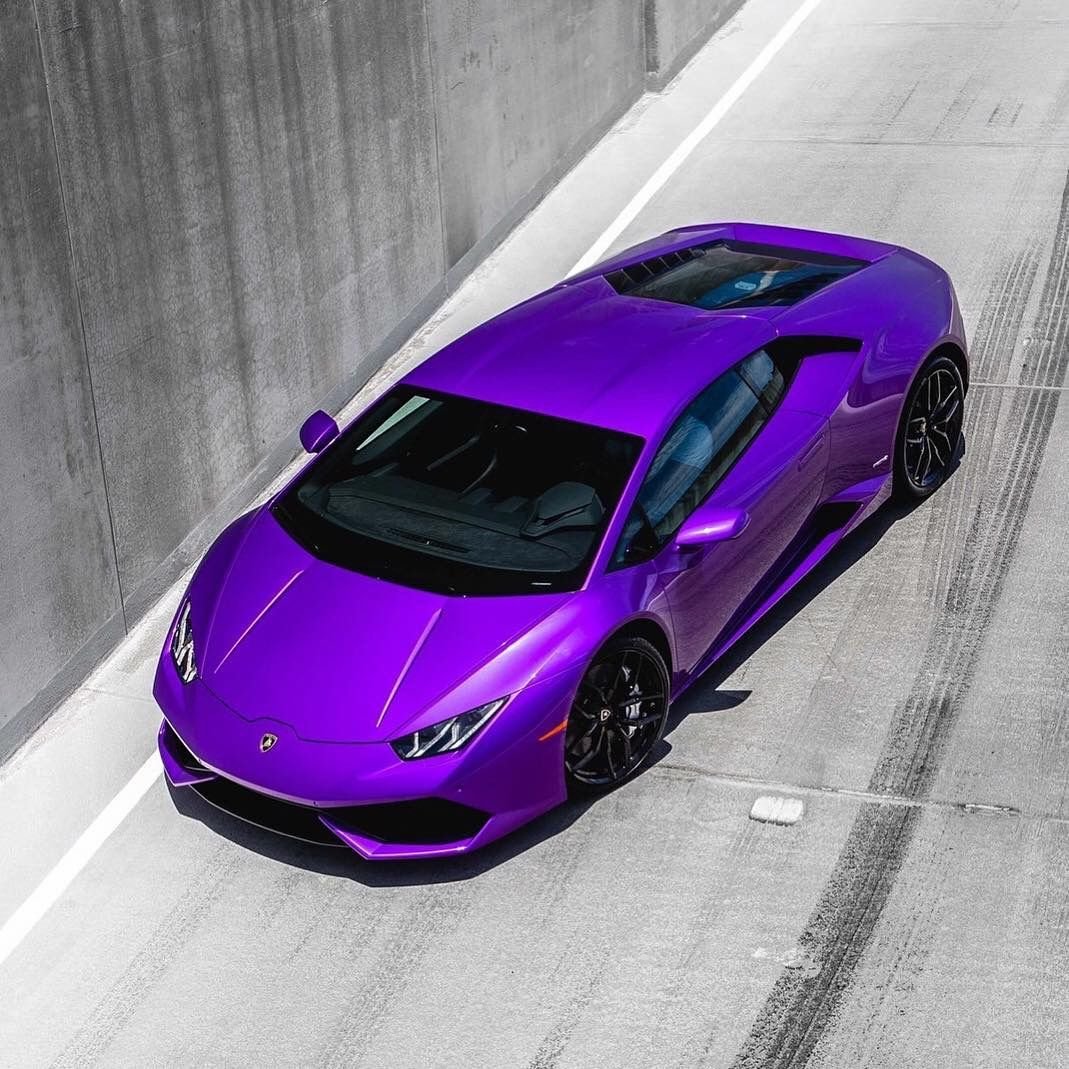 Lamborghini Huracan пурпурный