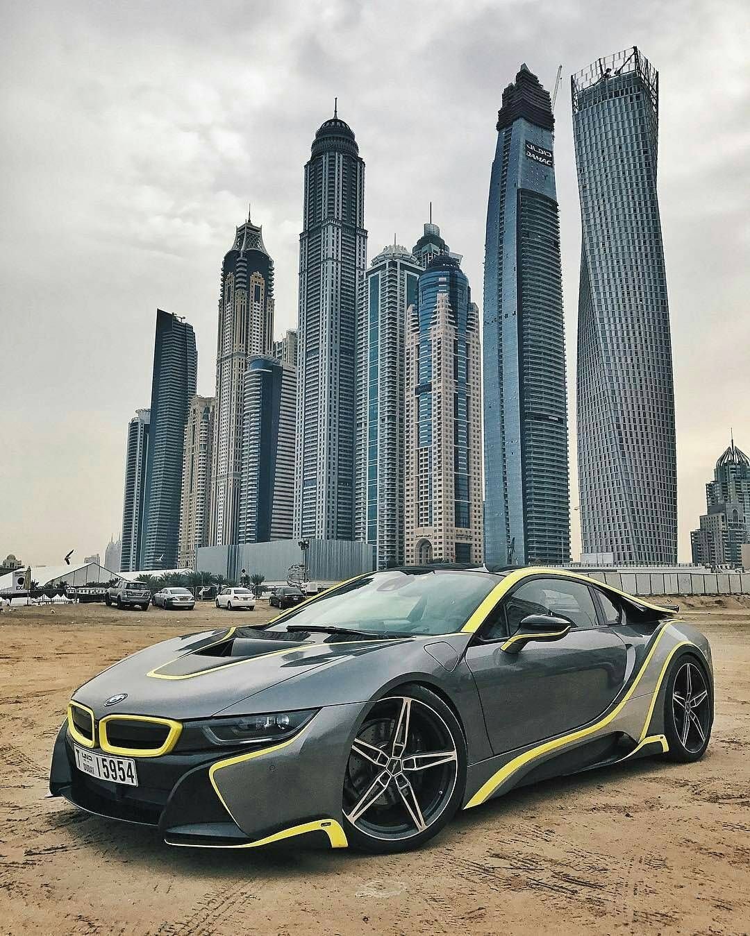BMW i8 2023