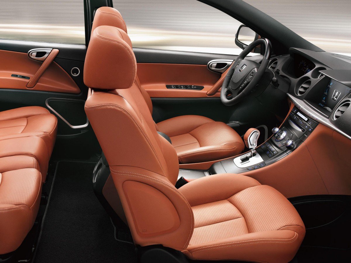 Машина Luxgen 7 SUV