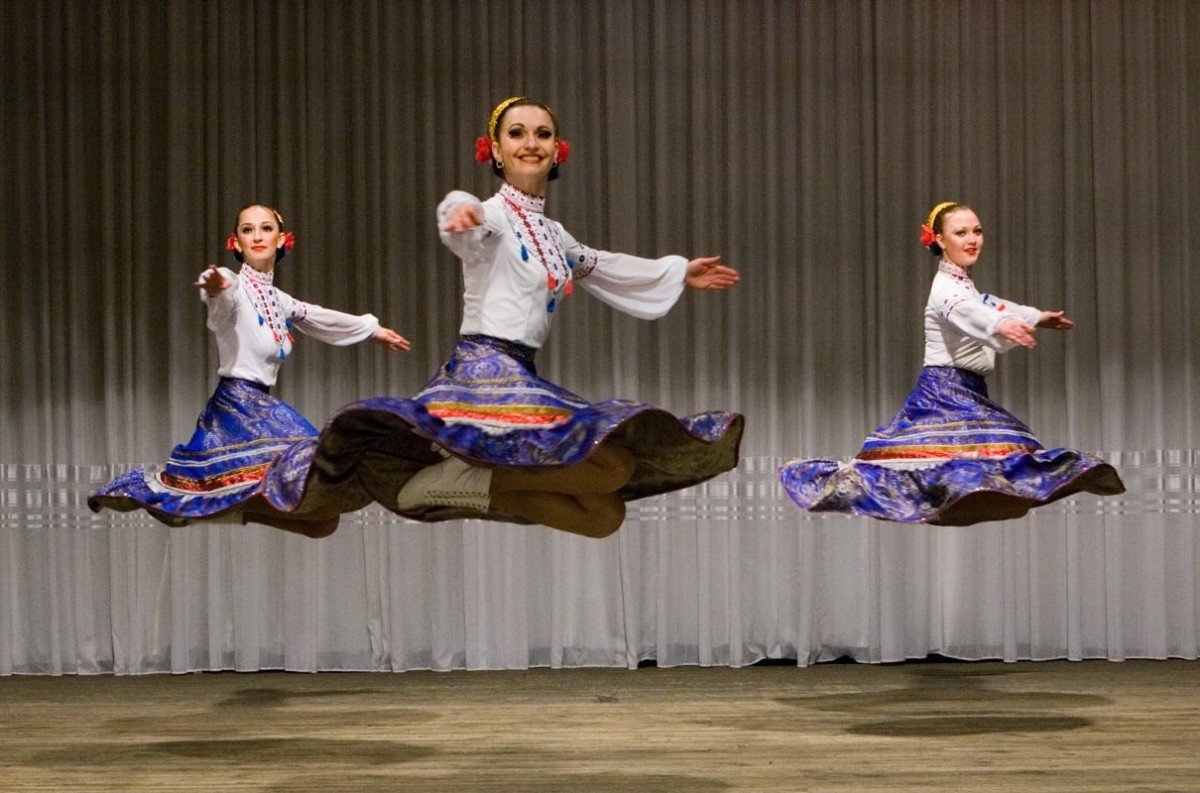 Народные танцы