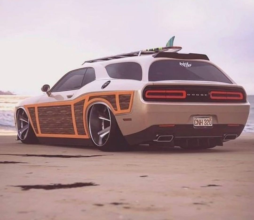 Dodge Challenger универсал