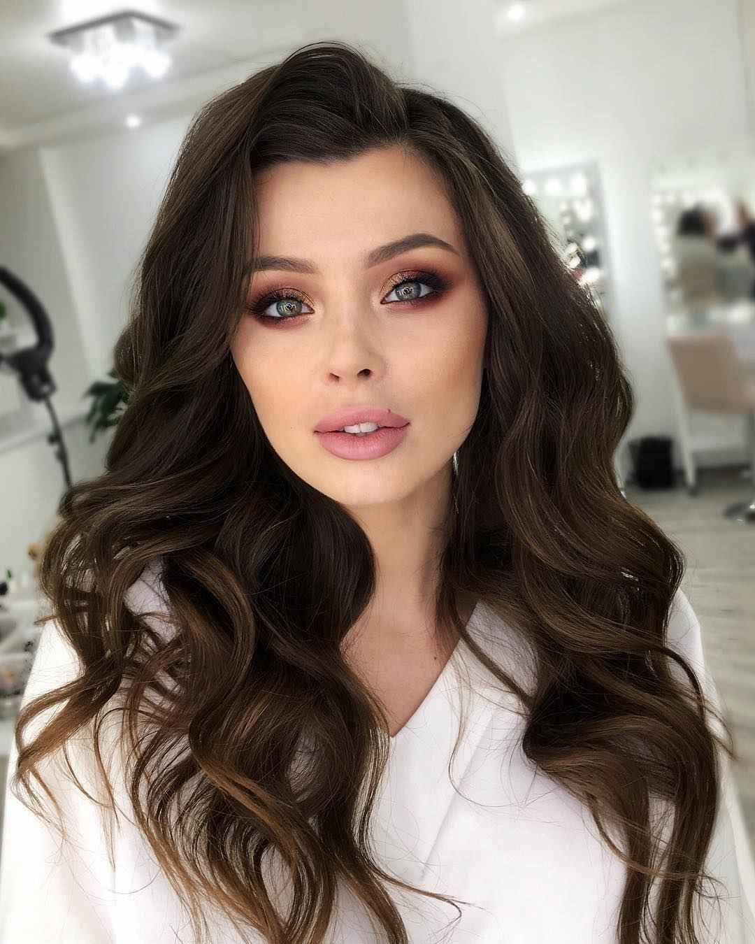 Голливудские Локоны и макияж