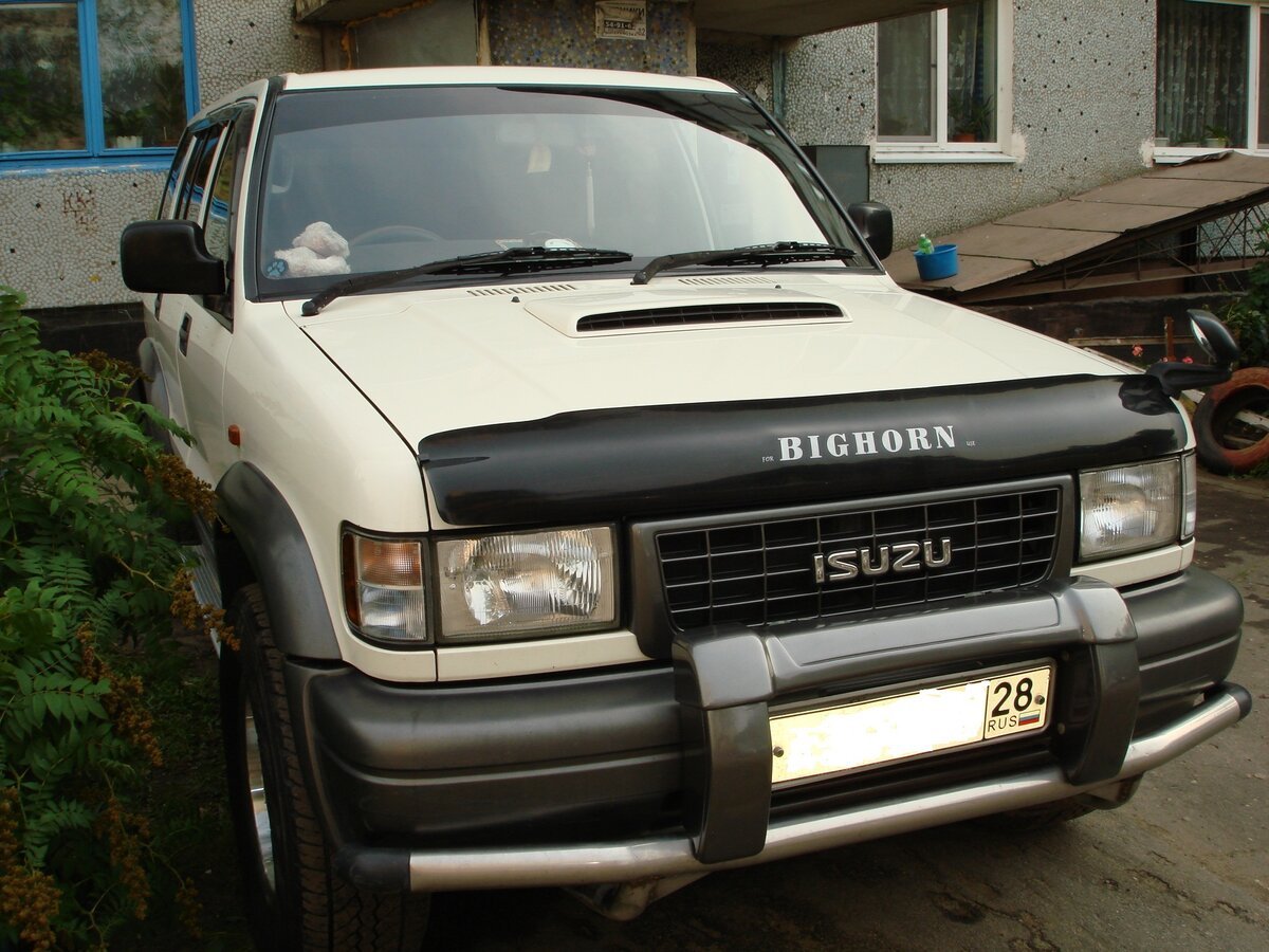 Воздухозаборник Isuzu Bighorn