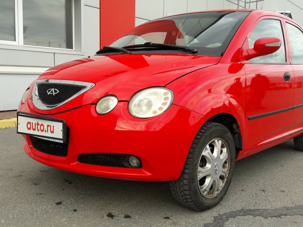 Машина чери qq6
