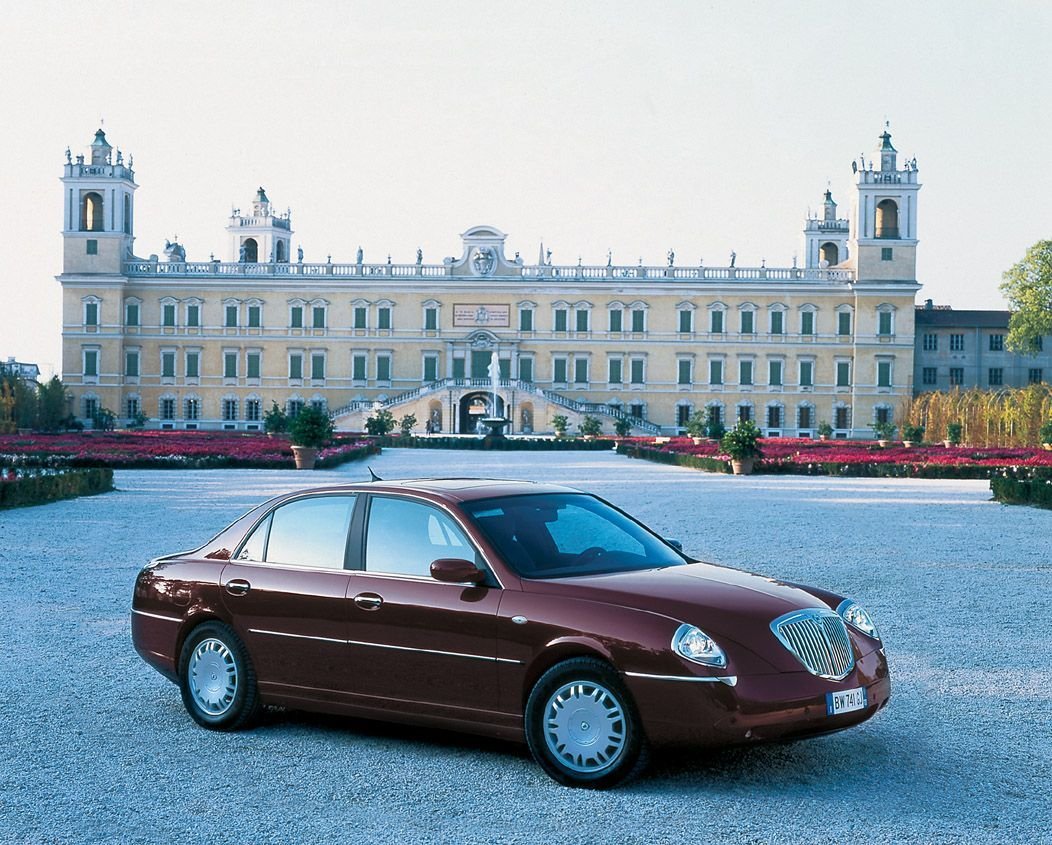 2002 Lancia thesis