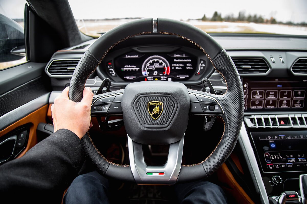 Lamborghini Urus Steering Wheel