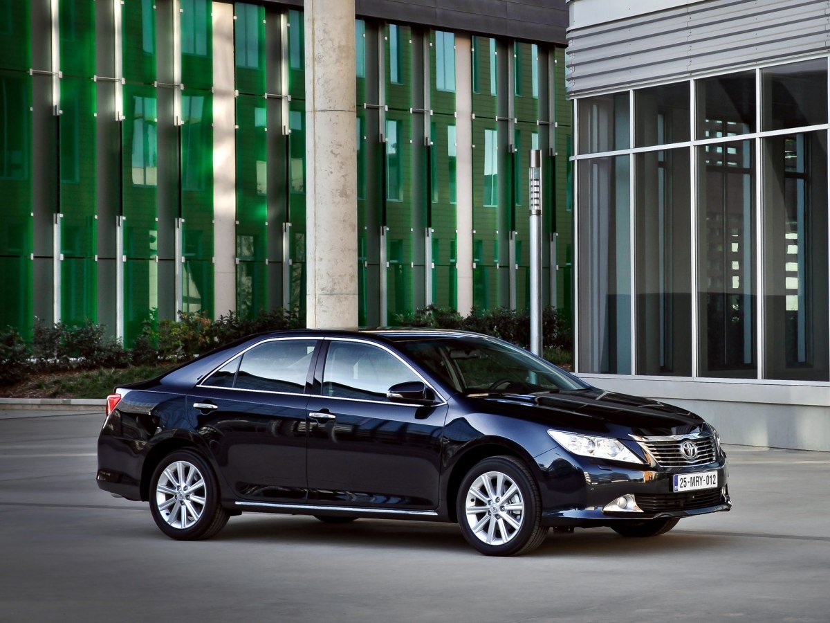 Toyota Camry 2013