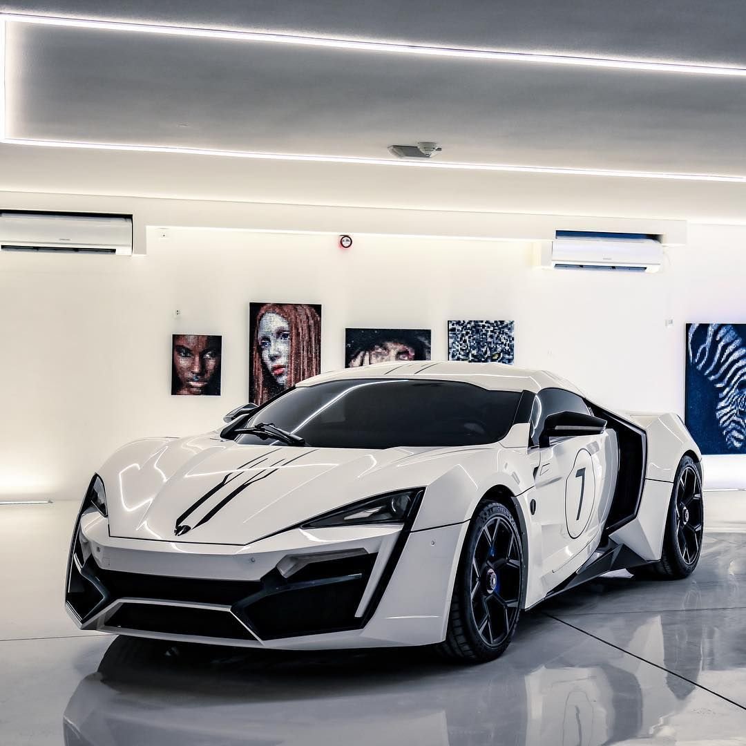 W Motors Lykan Hypersport