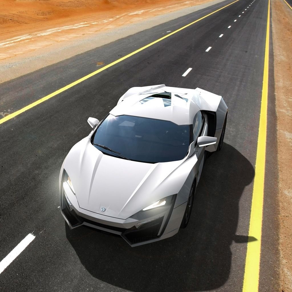W Motors Lykan Hypersport