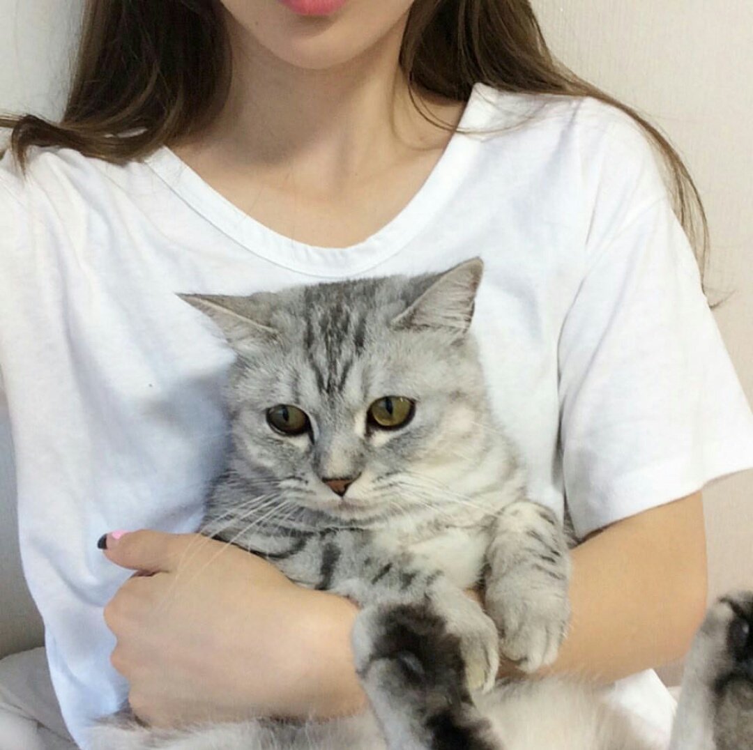Топовые девушки с котом