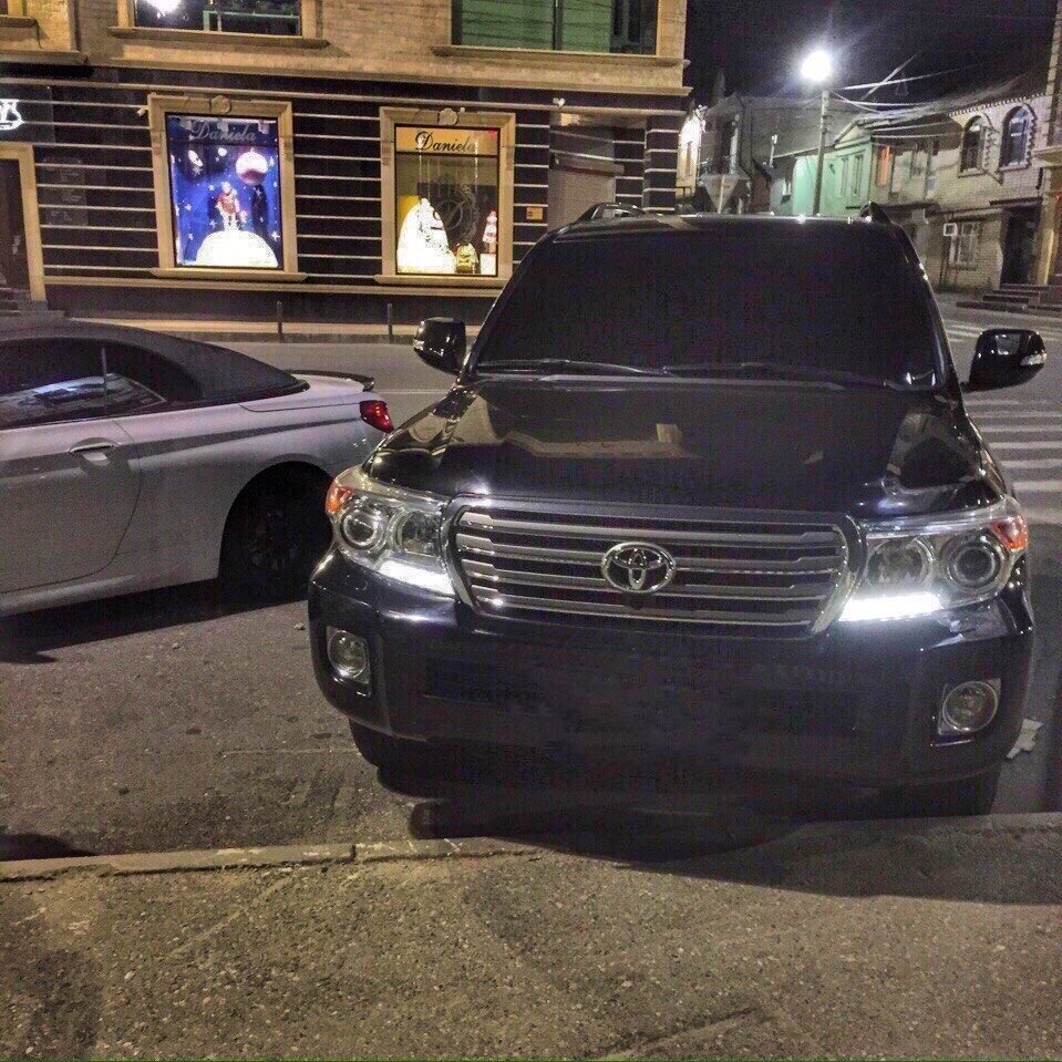 Toyota Land Cruiser 200 Бандитский