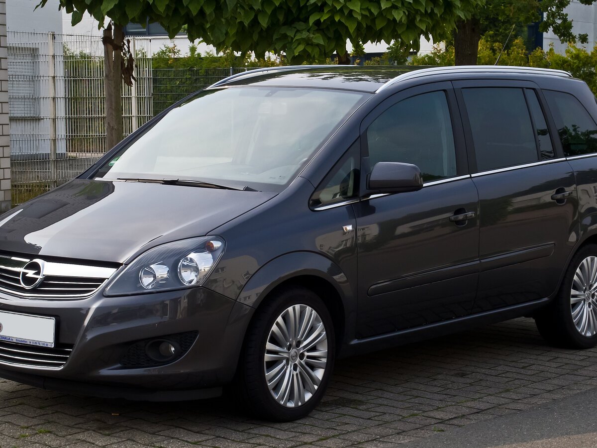 Opel Zafira b 2006