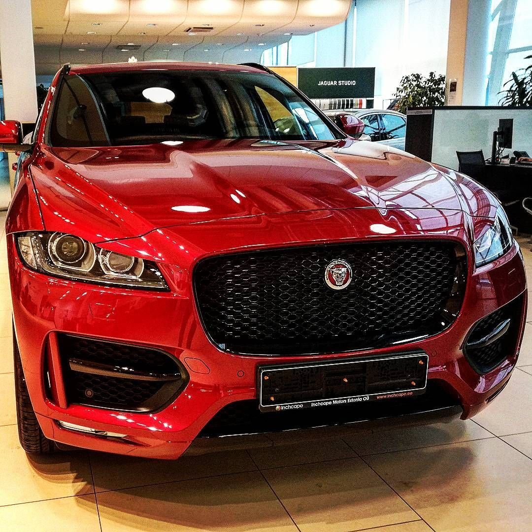Ягуар f Pace красный