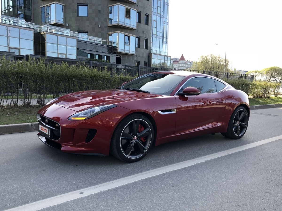 Ягуар f Type красный