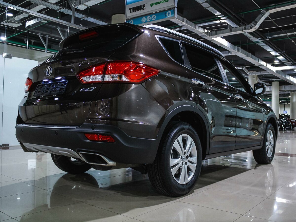 Dongfeng ax7 коричневый