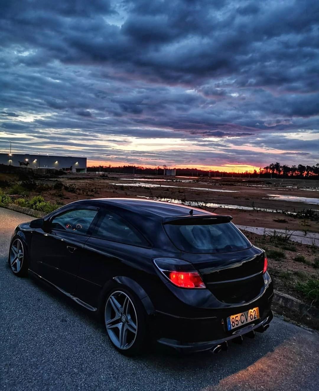 Astra h GTC черная