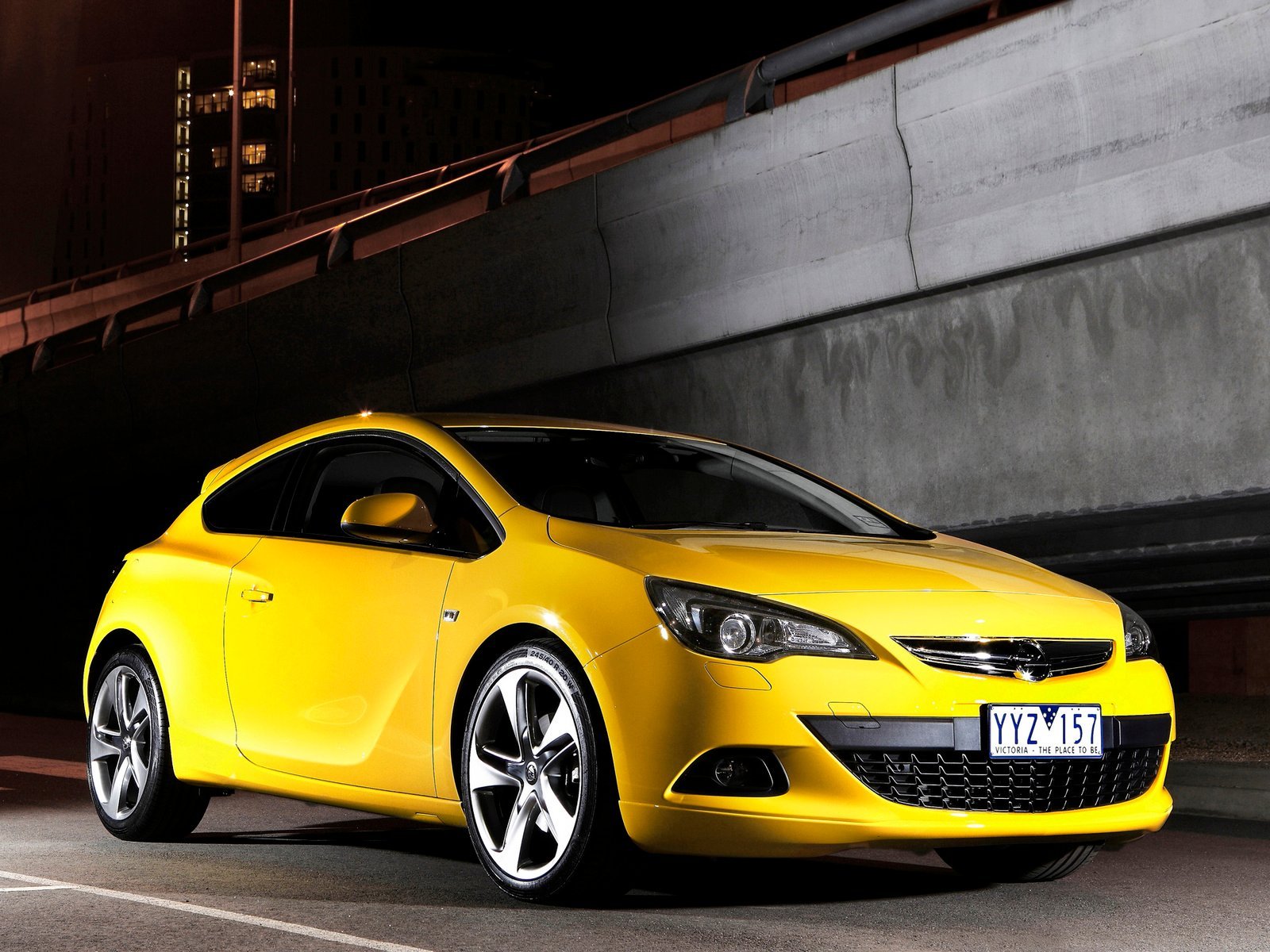 Опель джитиси. Opel Astra j GTC. Opel Astra GTC 2012. Opel Astra j GTC 2012. Opel Astra GTC 2016.