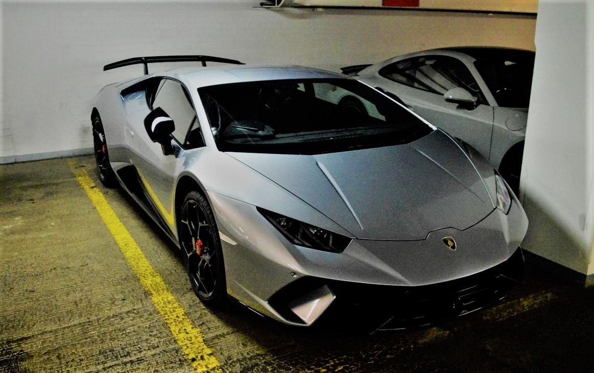Lamborghini Huracan LP 640-4 Performante 2017