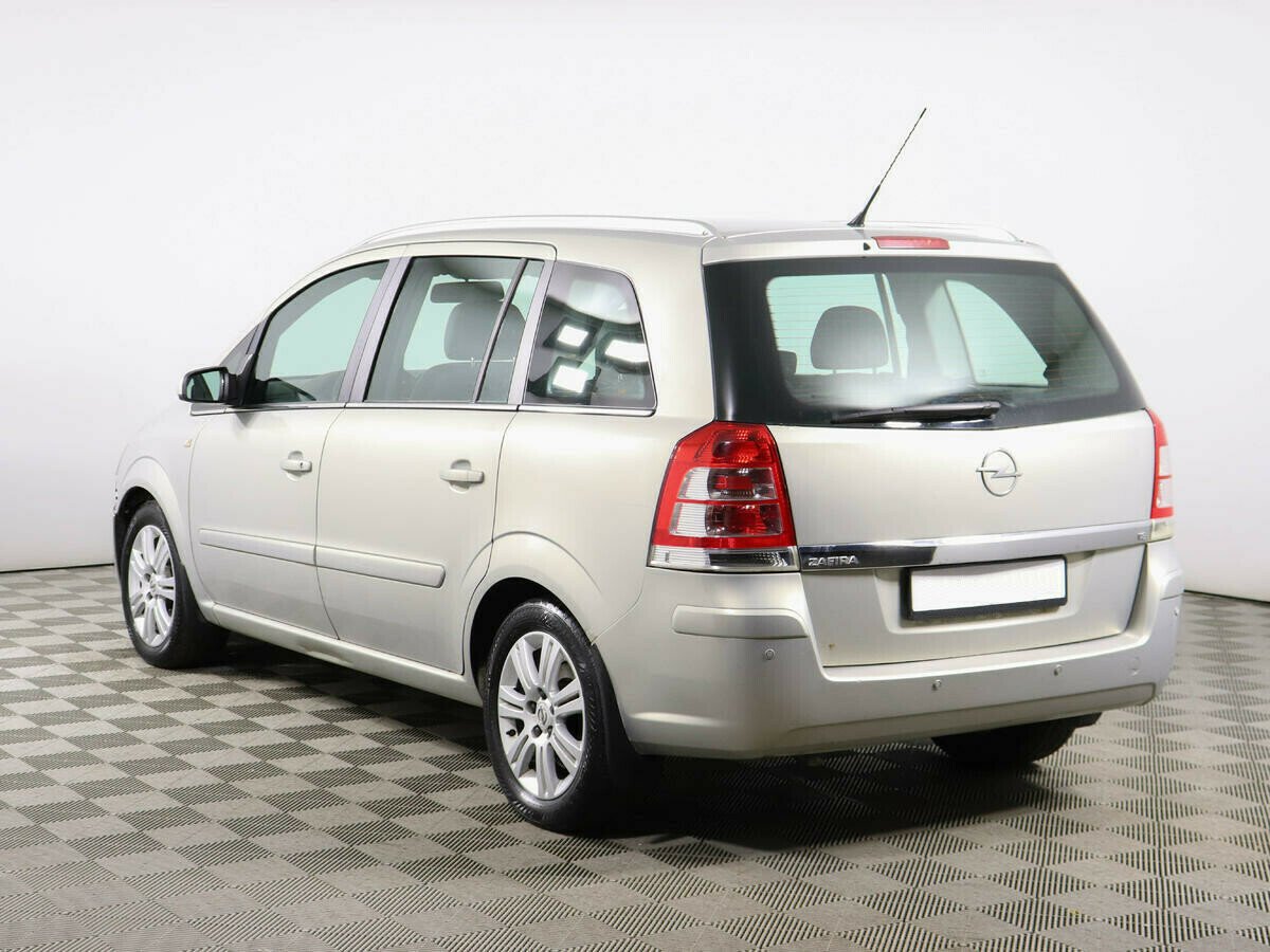 Opel Zafira 2010