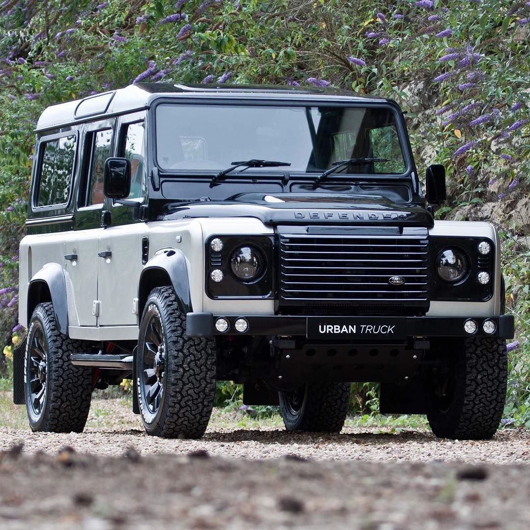Рендж Ровер Defender