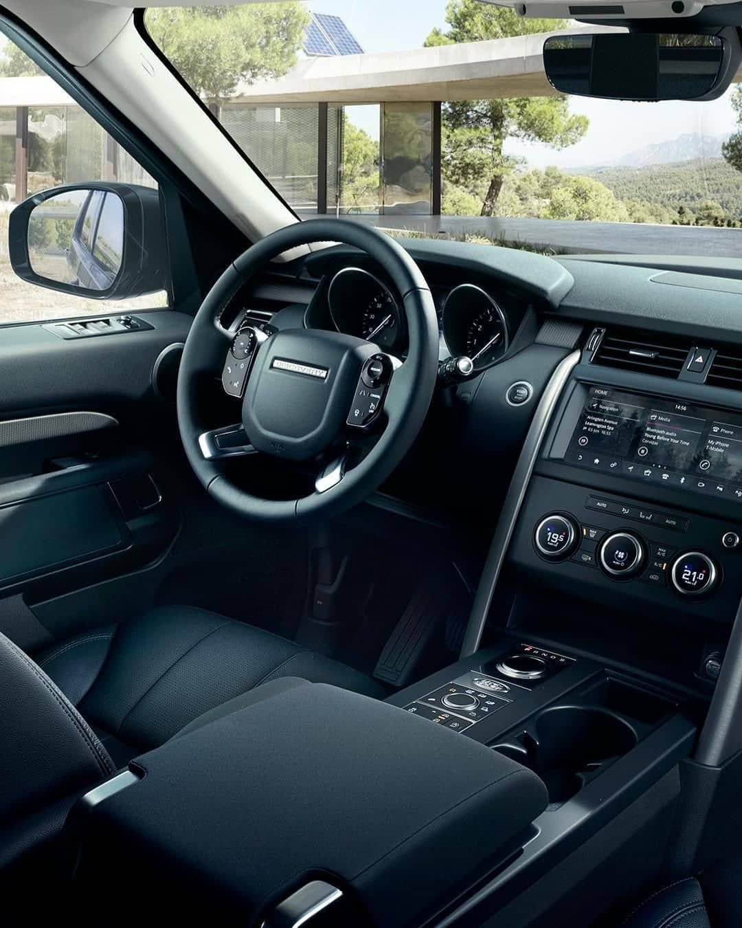 Land Rover Discovery Sport интерьер