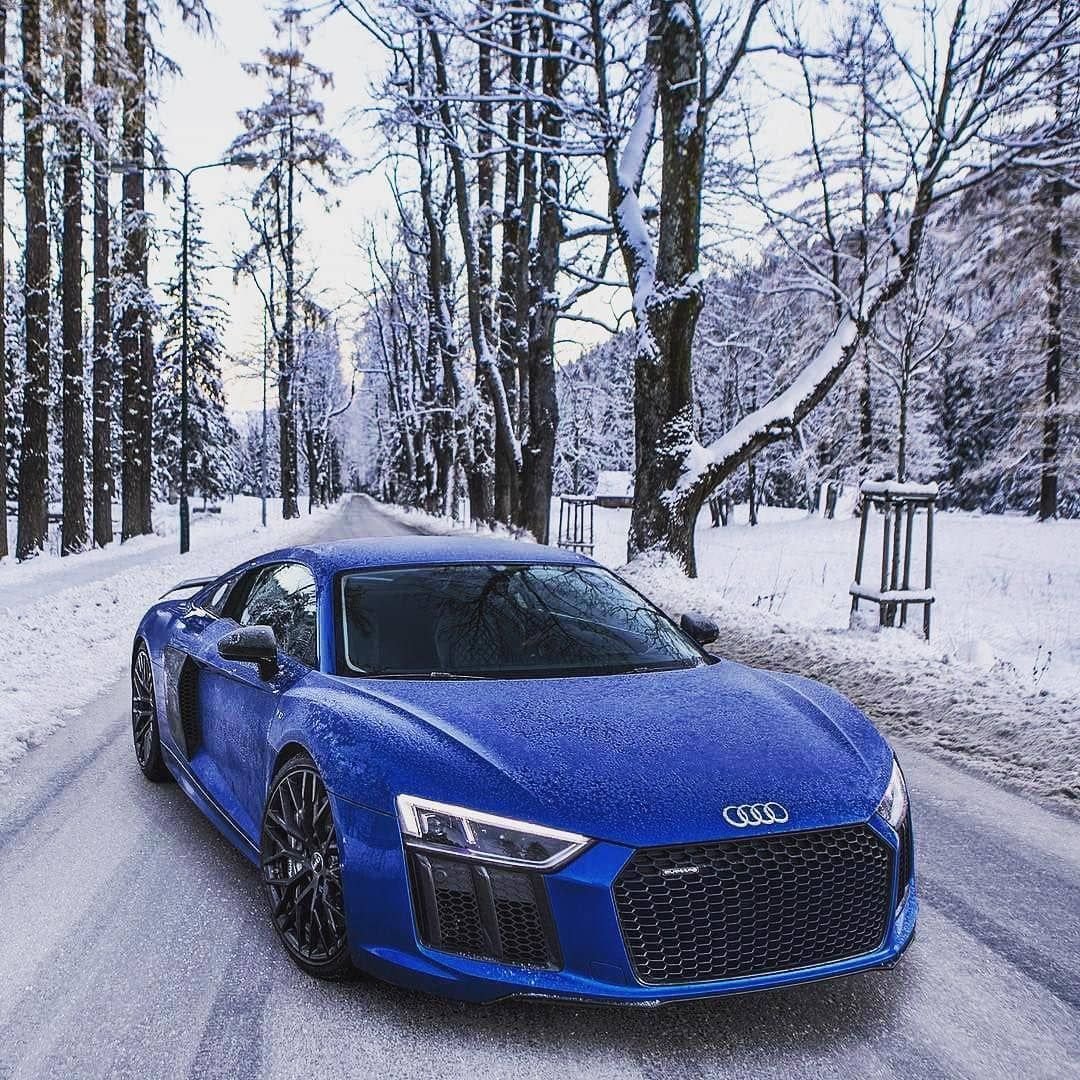 Ауди r8 v10 Plus