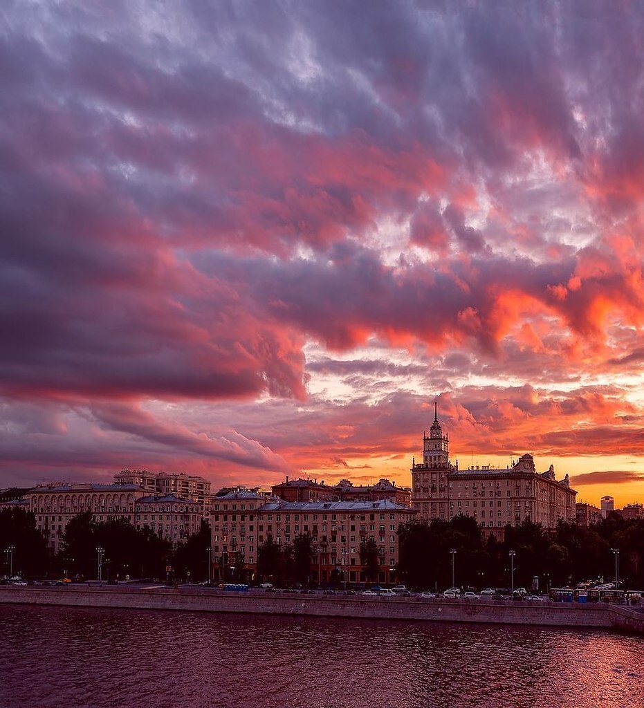 Закат в Москве