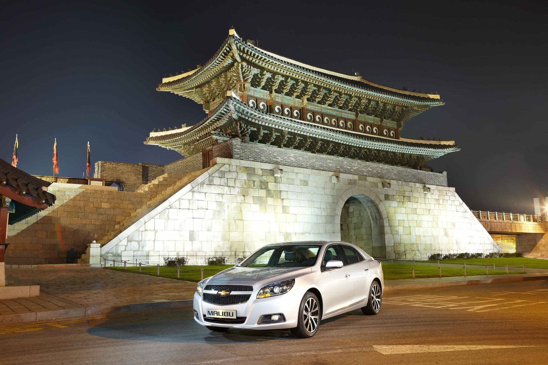 Корейская Шевроле Малибу. Шевроле Малибу в Корее. Chevrolet Malibu 2022. Южная Корея Даевоо.