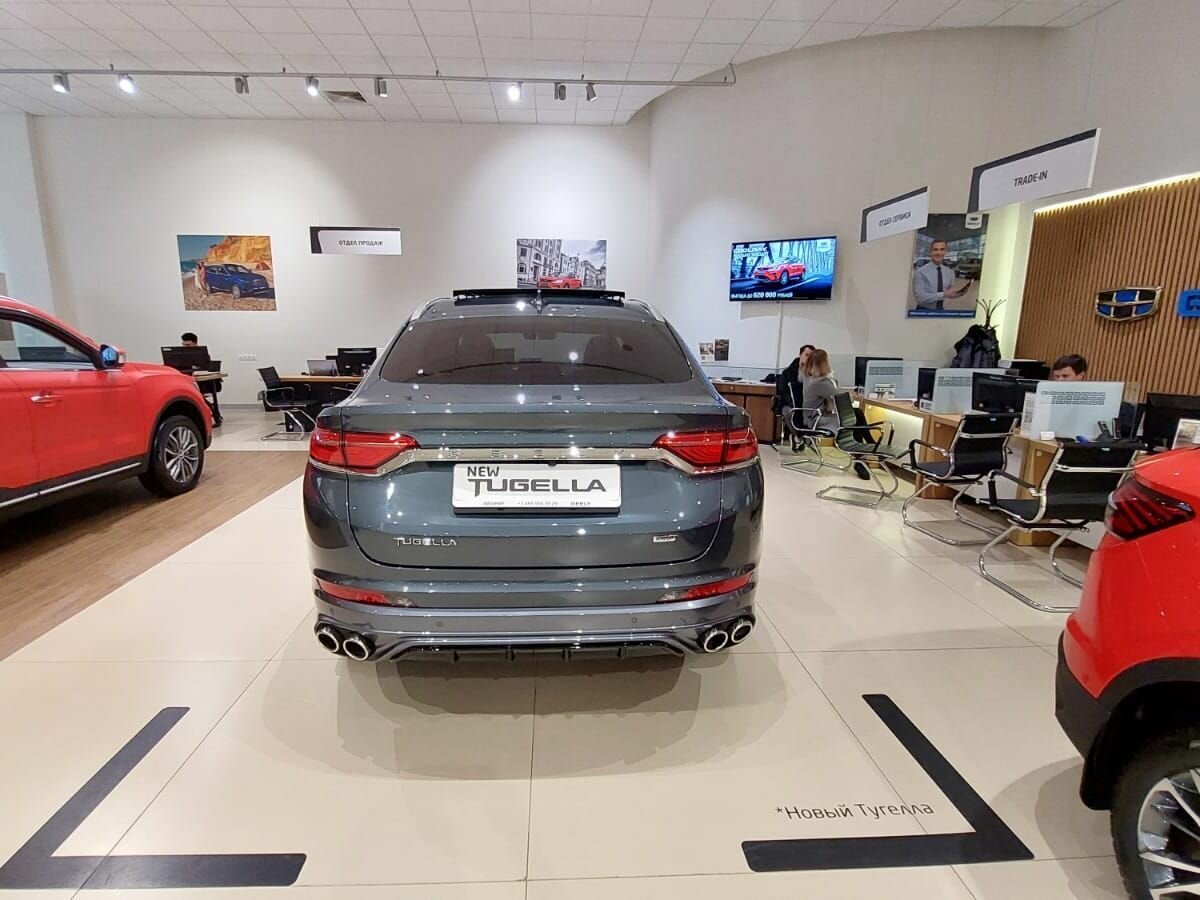 Джили автомобиль 2022