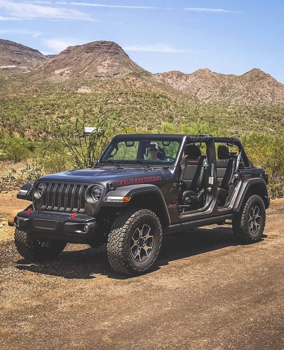 Машина Jeep Wrangler Rubicon