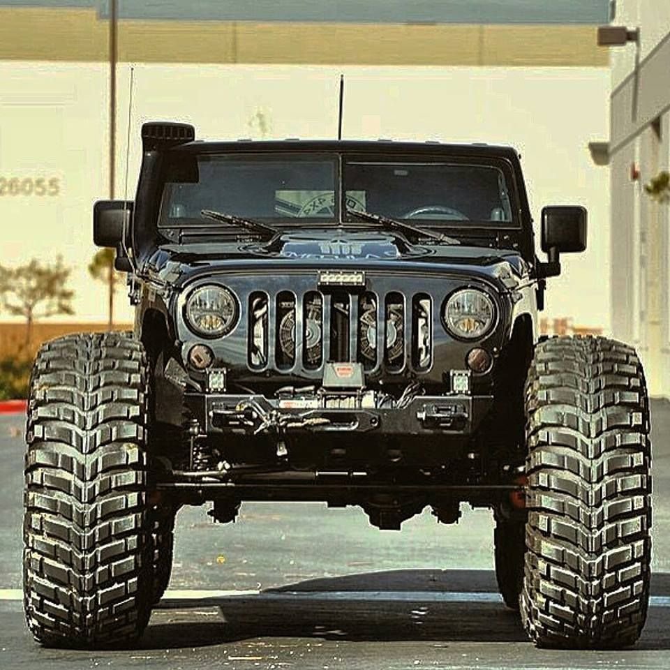 Jeep Wrangler на 44 колесах