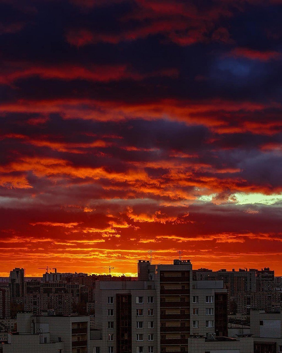Закат в городе