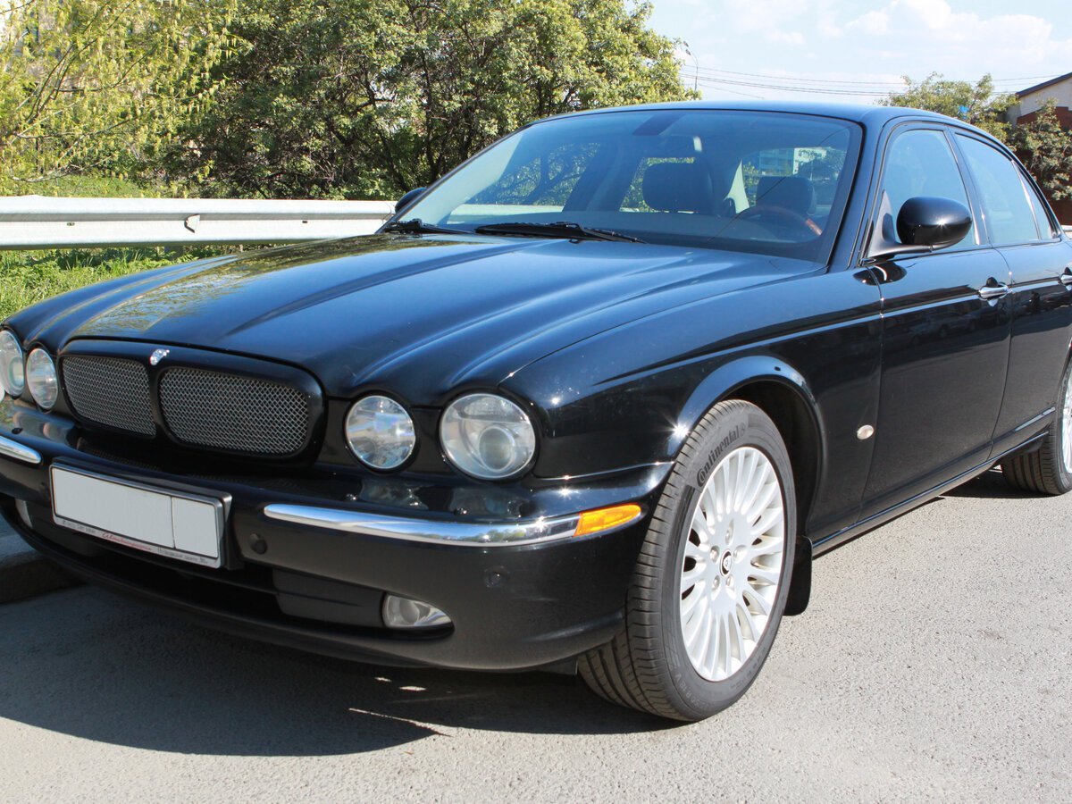 Jaguar XJ 358