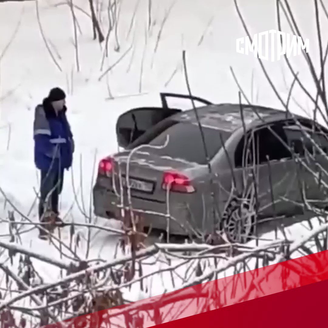 Сбивания сосулек дроном