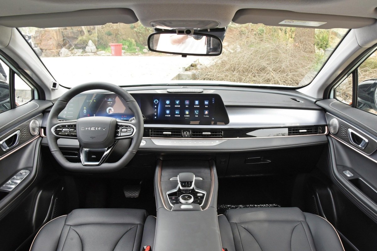 Chery Omoda 5 2022 салон