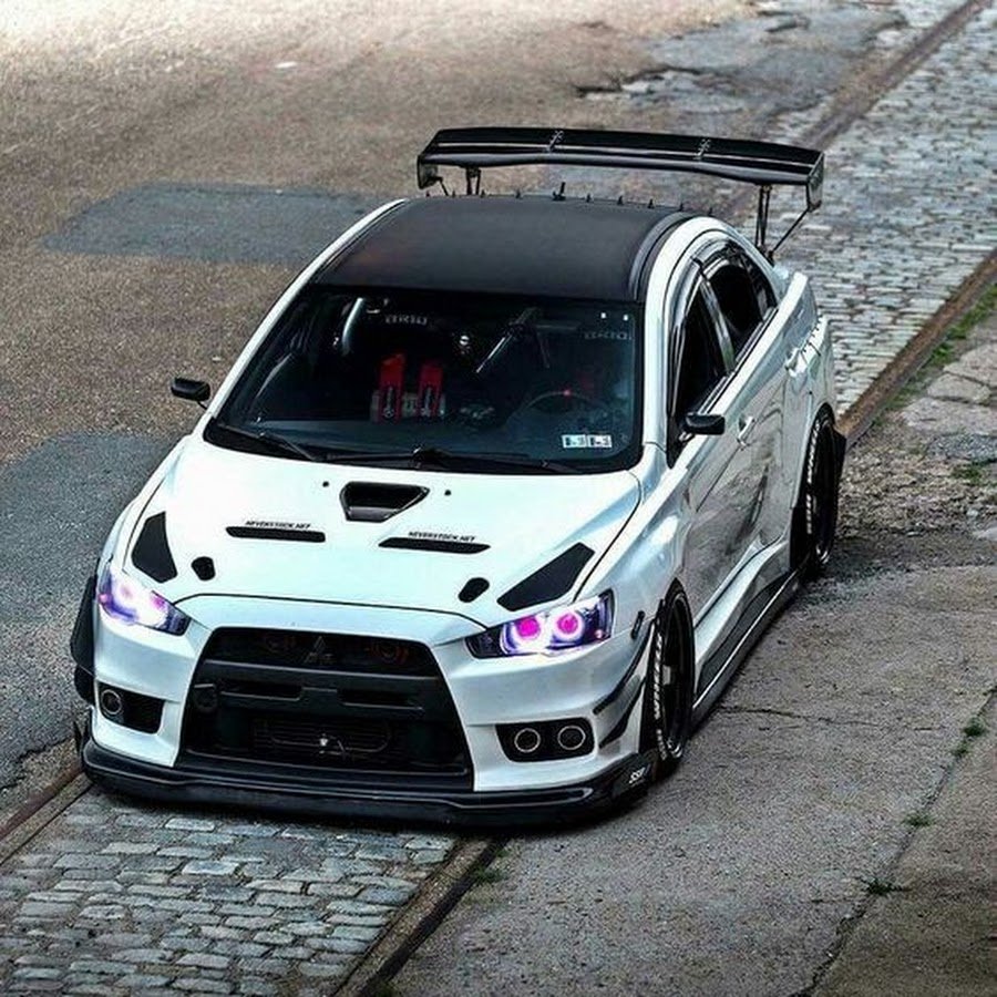 Mitsubishi Evolution 10