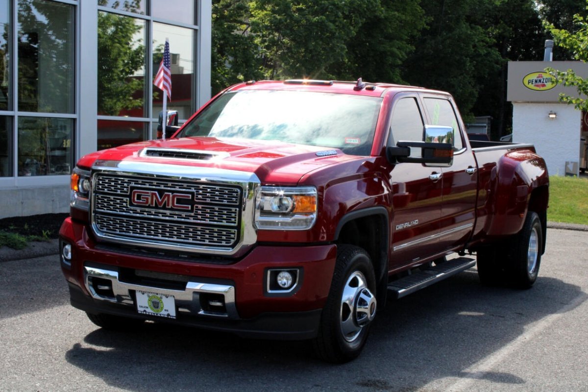 GMC Sierra 3500 Denali