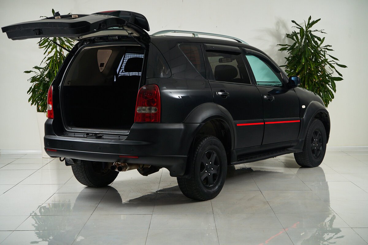 SSANGYONG Rexton II 2 литра