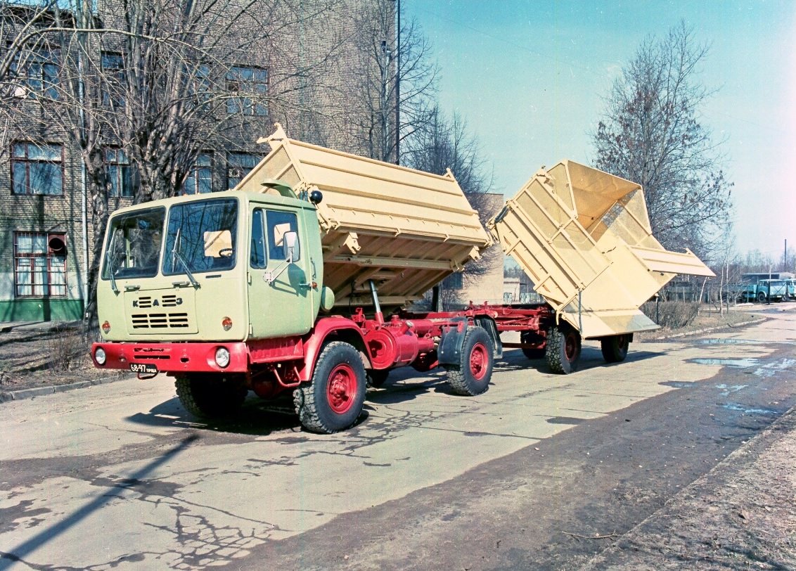 Грузовик Колхида 4540
