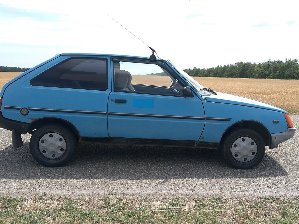 ЗАЗ Таврия 1102 голубой
