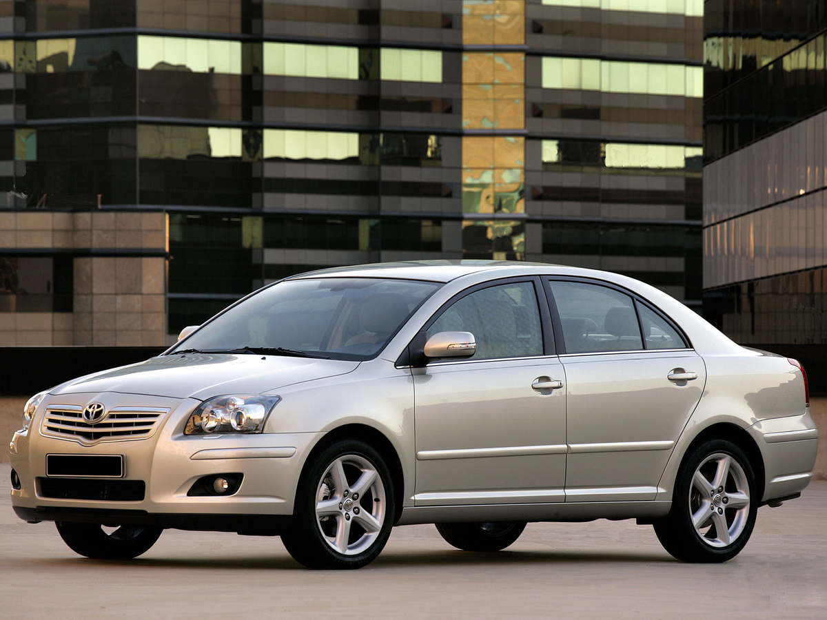 Тойота Авенсис седан 2008
