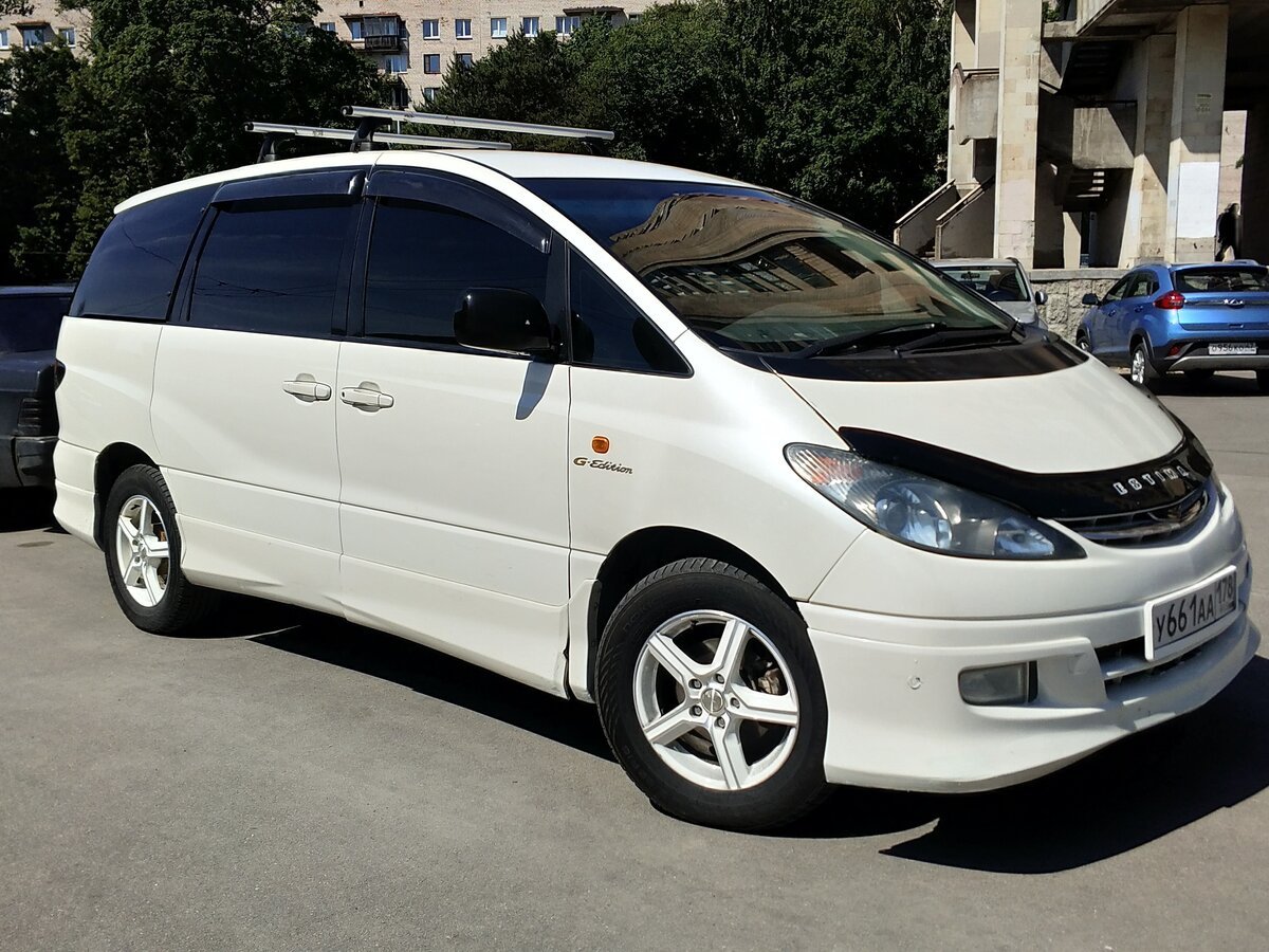 Toyota Estima II