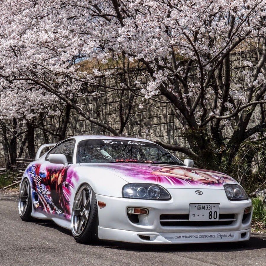 Toyota Supra a80 с сакурой