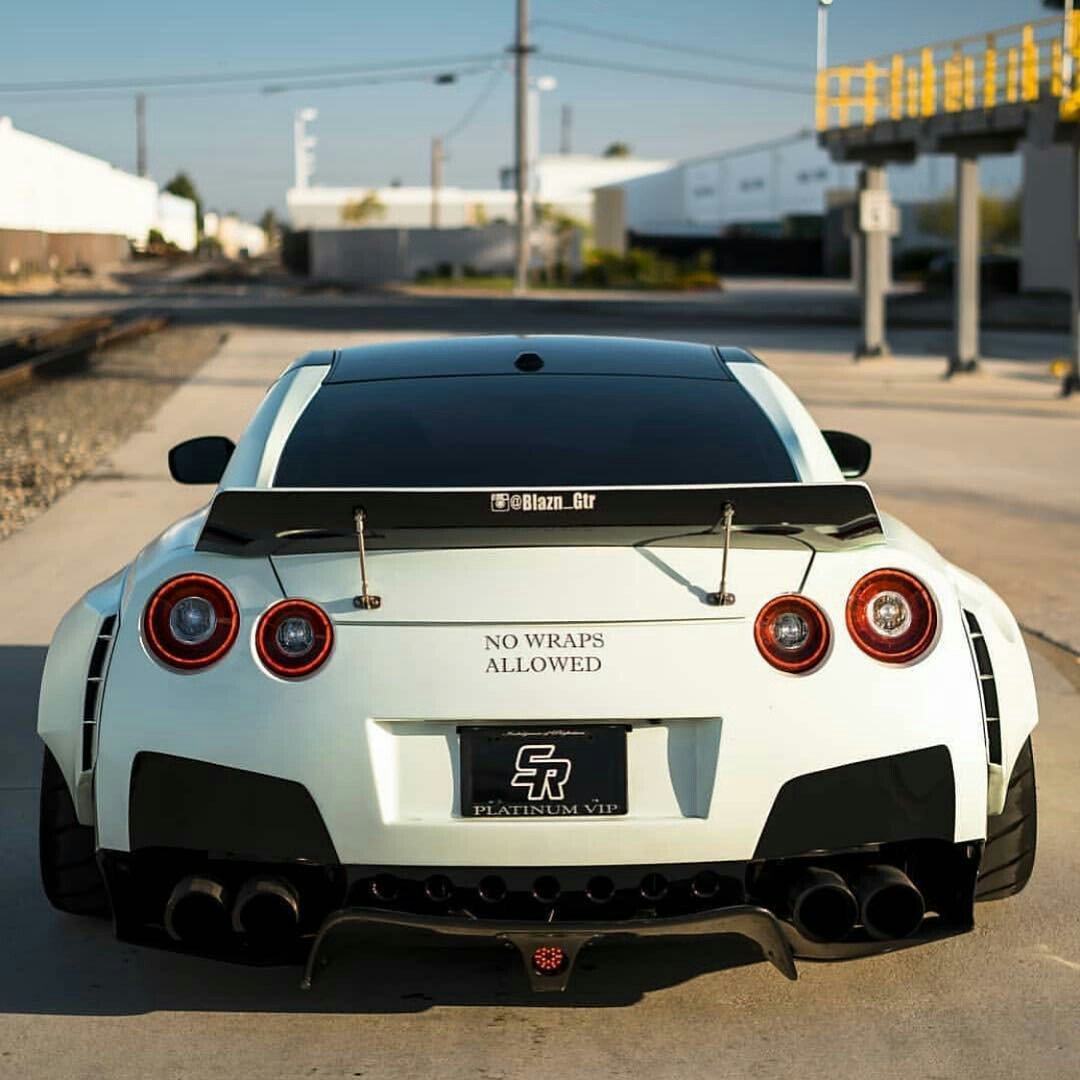 Nissan GTR Nismo