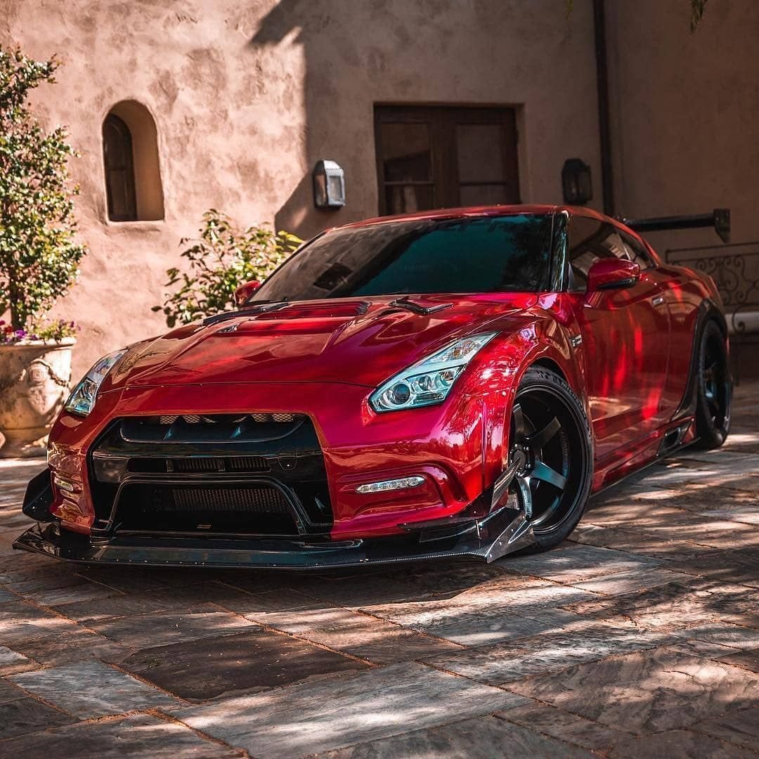 Nissan GTR r35 тачка