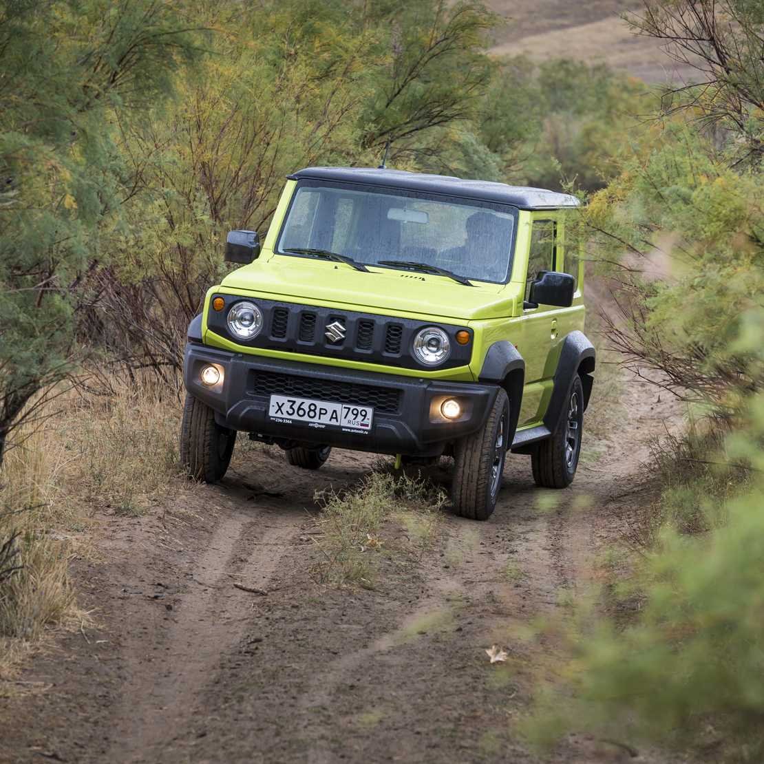 Suzuki Jimny 1