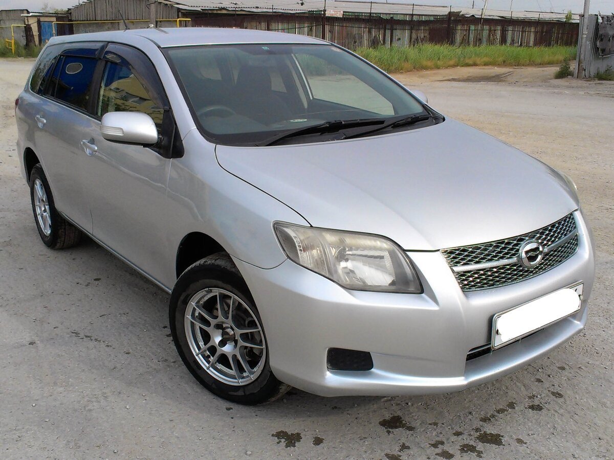 "Toyota Corolla Fielder 1.5 x 4wd"
