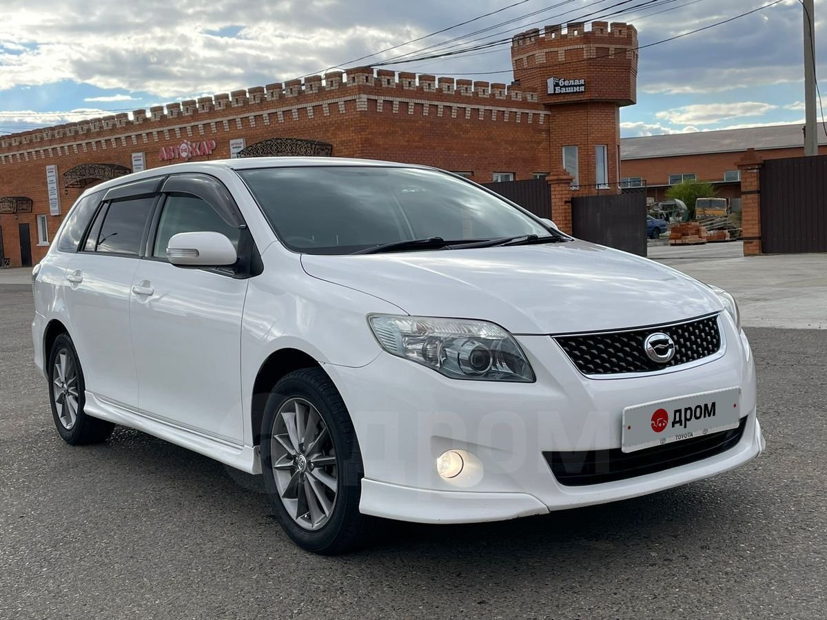 Toyota Corolla Fielder 2010